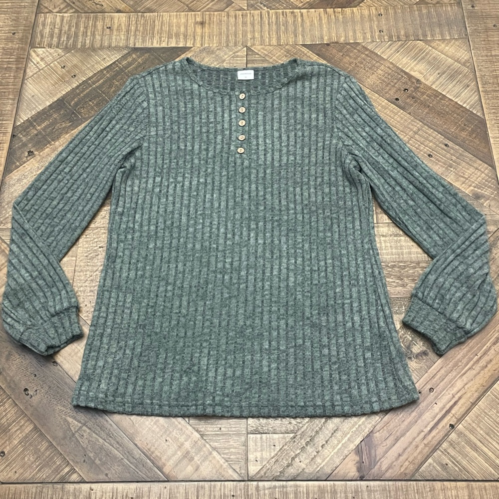 Women's Ribbed Green Long Sleeve Shirt
